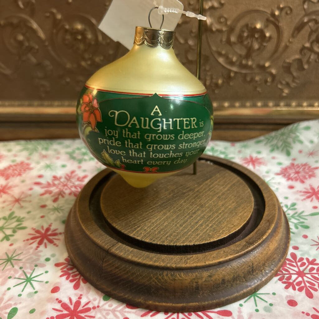 Hallmark Keepsake, Glass ornament "daughter" 1984.