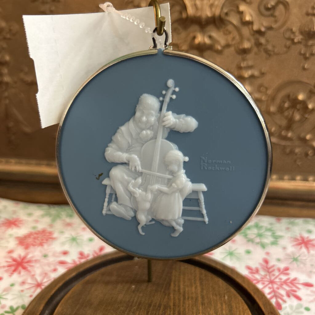 The Norman Rockwell Collection Cameo "The Christmas Dance"" 1987.