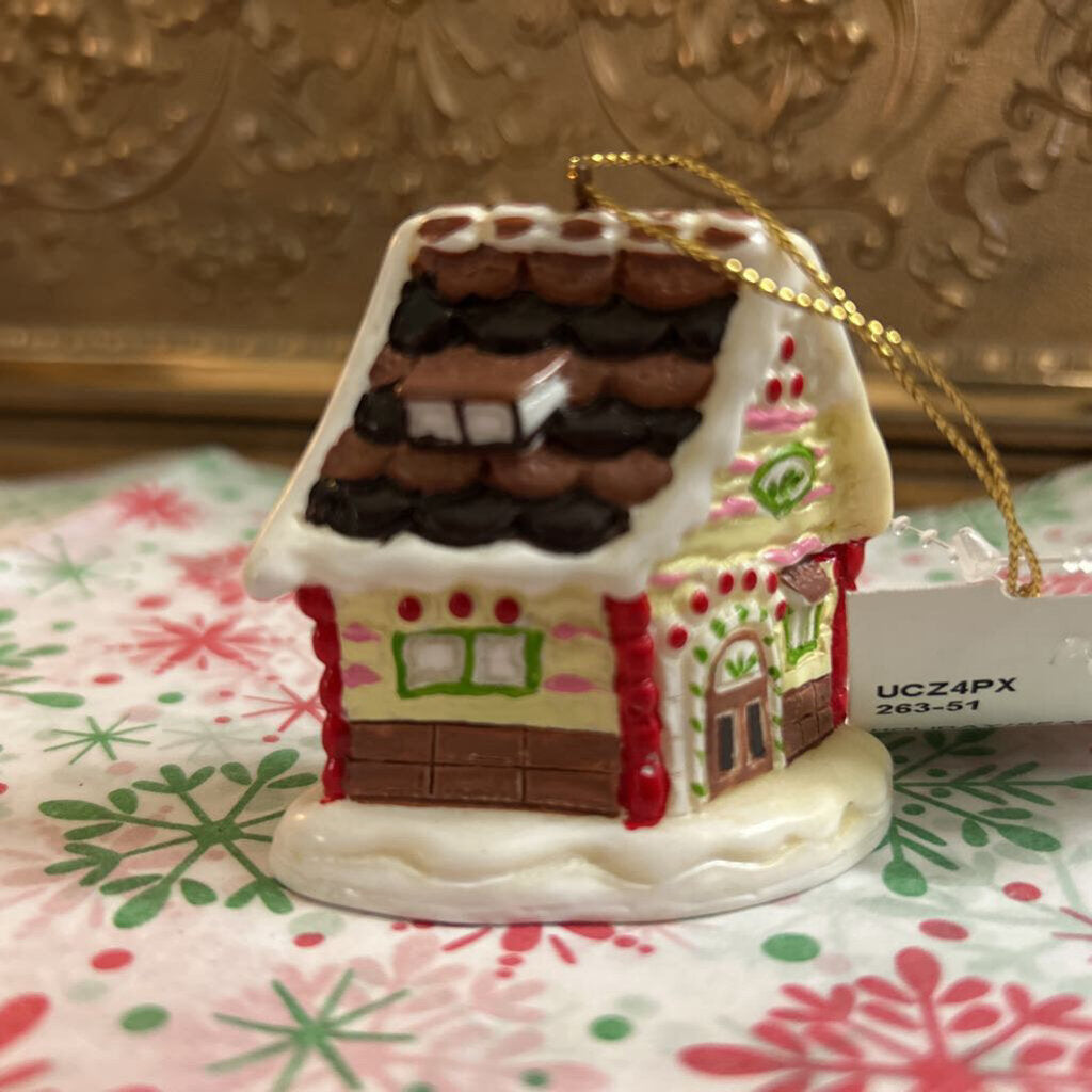 1980 Russ Berrie resin village ornament "Gingerbread House"