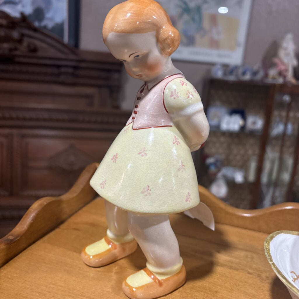 Coventry Pottery "Gretel Girl" figurine; model 5008A