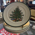 Vintage c.1979 Cuthbertson Dinner Plates 10.5'', Made in England. Holiday tree with a start topper, gifts, green trim.