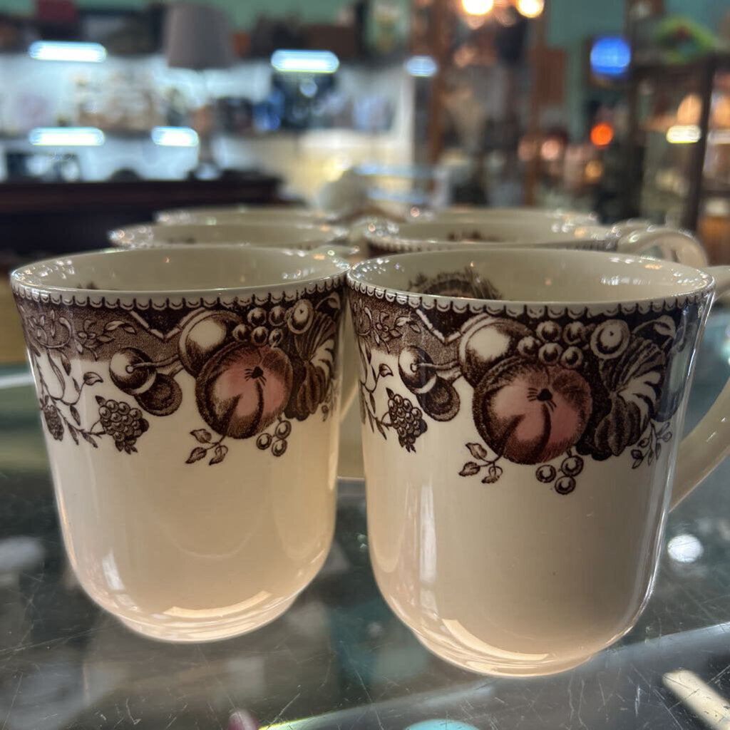 The Johnson Brothers "His Majesty" turkey pattern, Mugs. 1955-1983. Made in England, set 6.