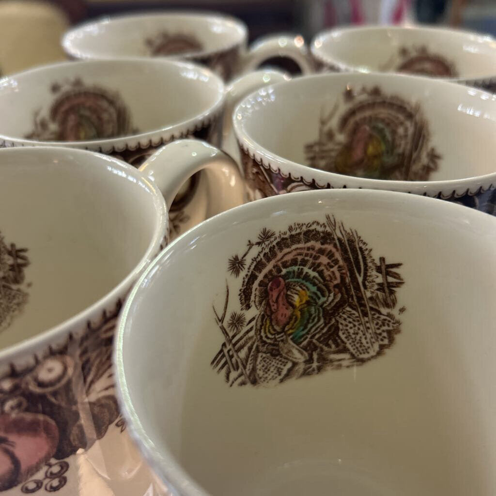The Johnson Brothers "His Majesty" turkey pattern, Mugs. 1955-1983. Made in England, set 6.
