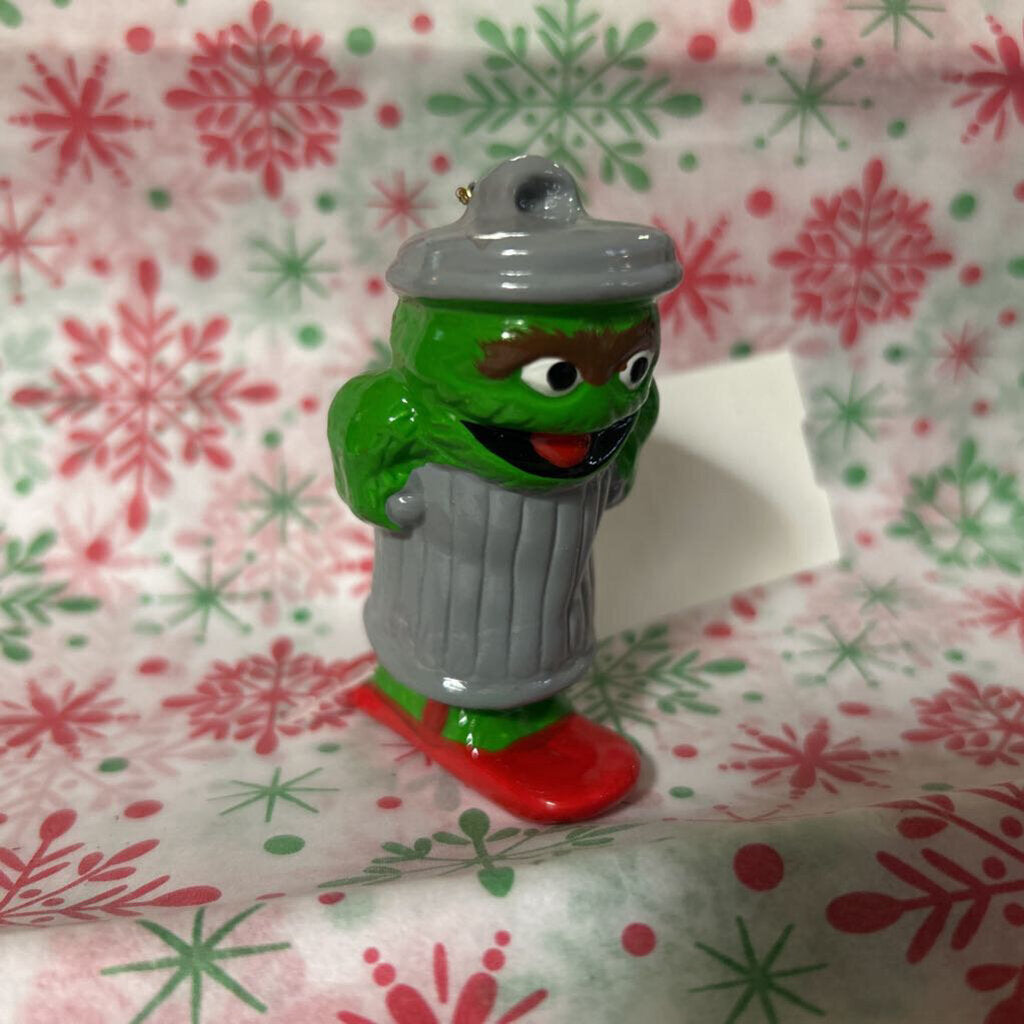 Oscar the Grouch Sesame Street Ceramic Christmas Ornament. c.1980s