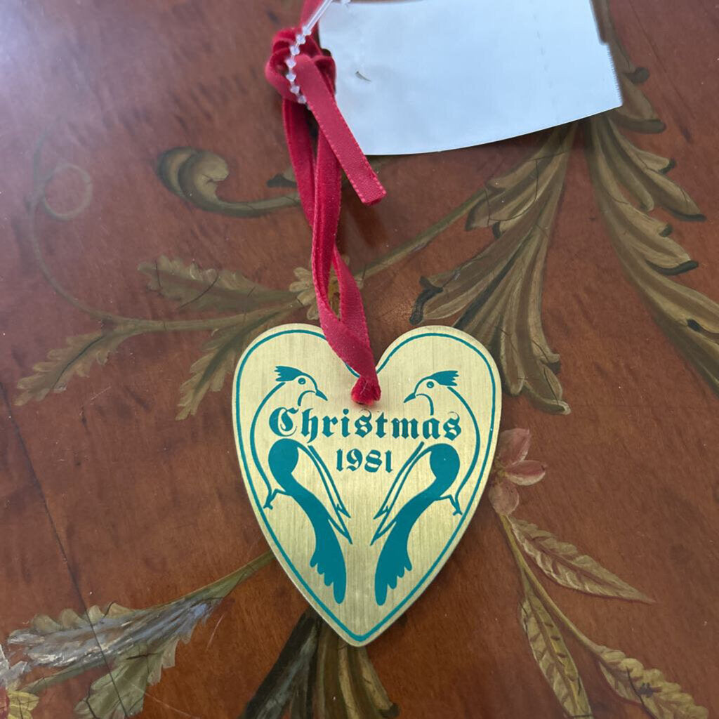 Vintage 1981 Baldwin Solid Brass/green design Heart Christmas ornament