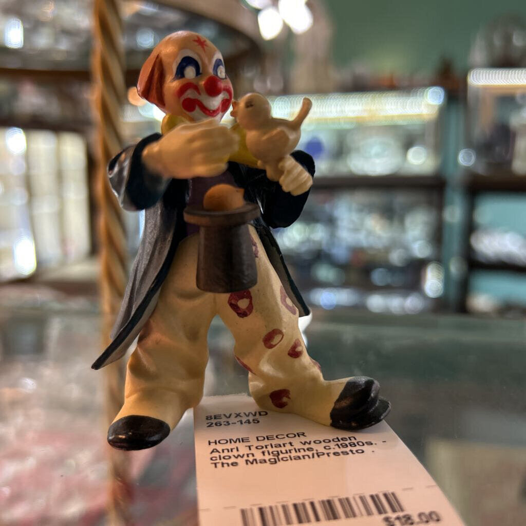 Anri Toriart wooden clown figurine, c.1980s. - The Magician/Presto .
