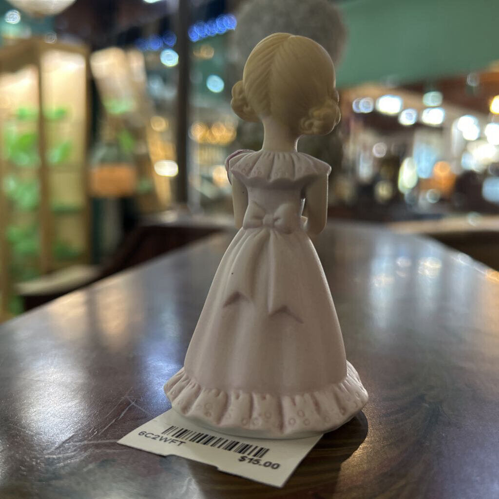 Enesco "Growning Up Girls" Bisque porcelain birthday figurine. Age 5.