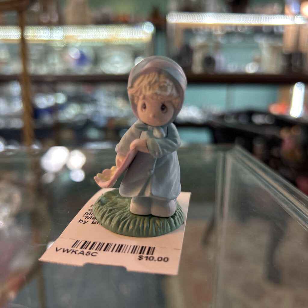 1989 Precious Moments Monthly Miniature Figurine "March" model 573329 by Enesco.