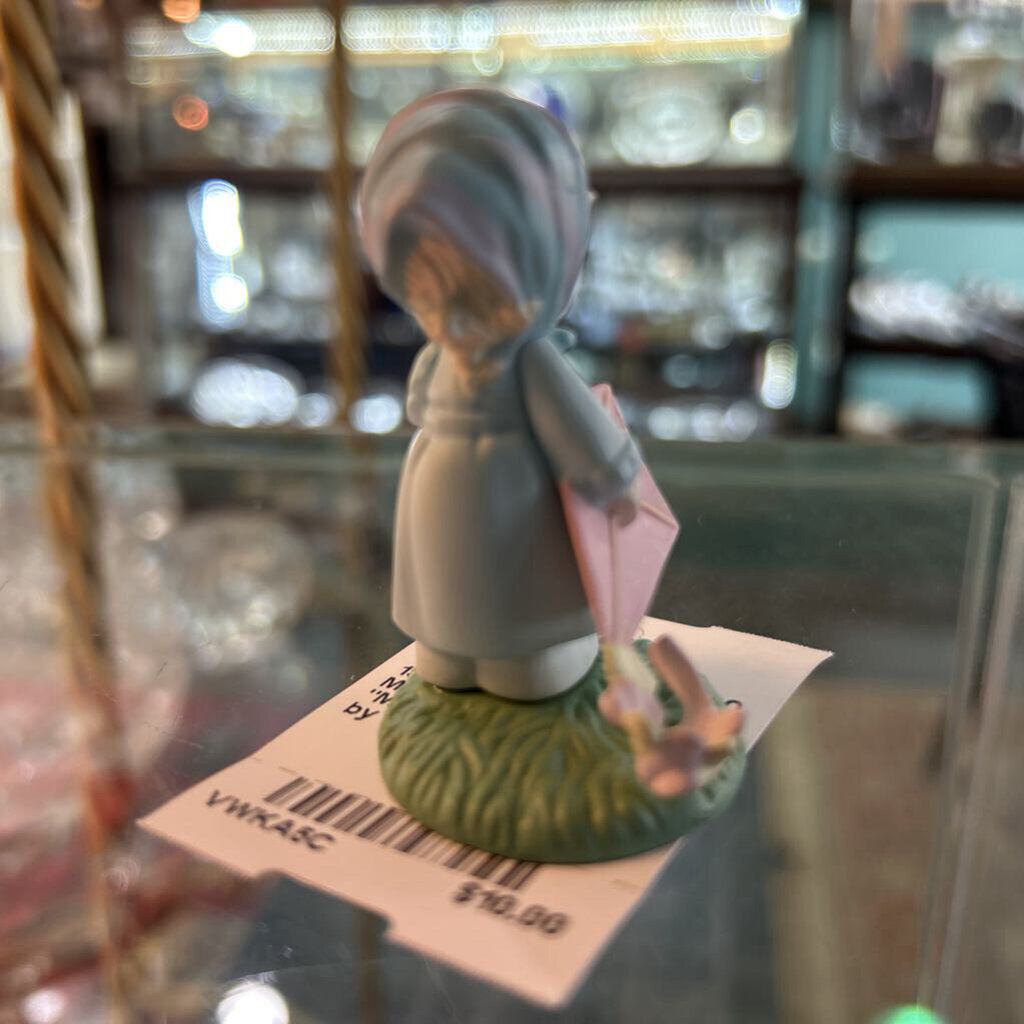 1989 Precious Moments Monthly Miniature Figurine "March" model 573329 by Enesco.