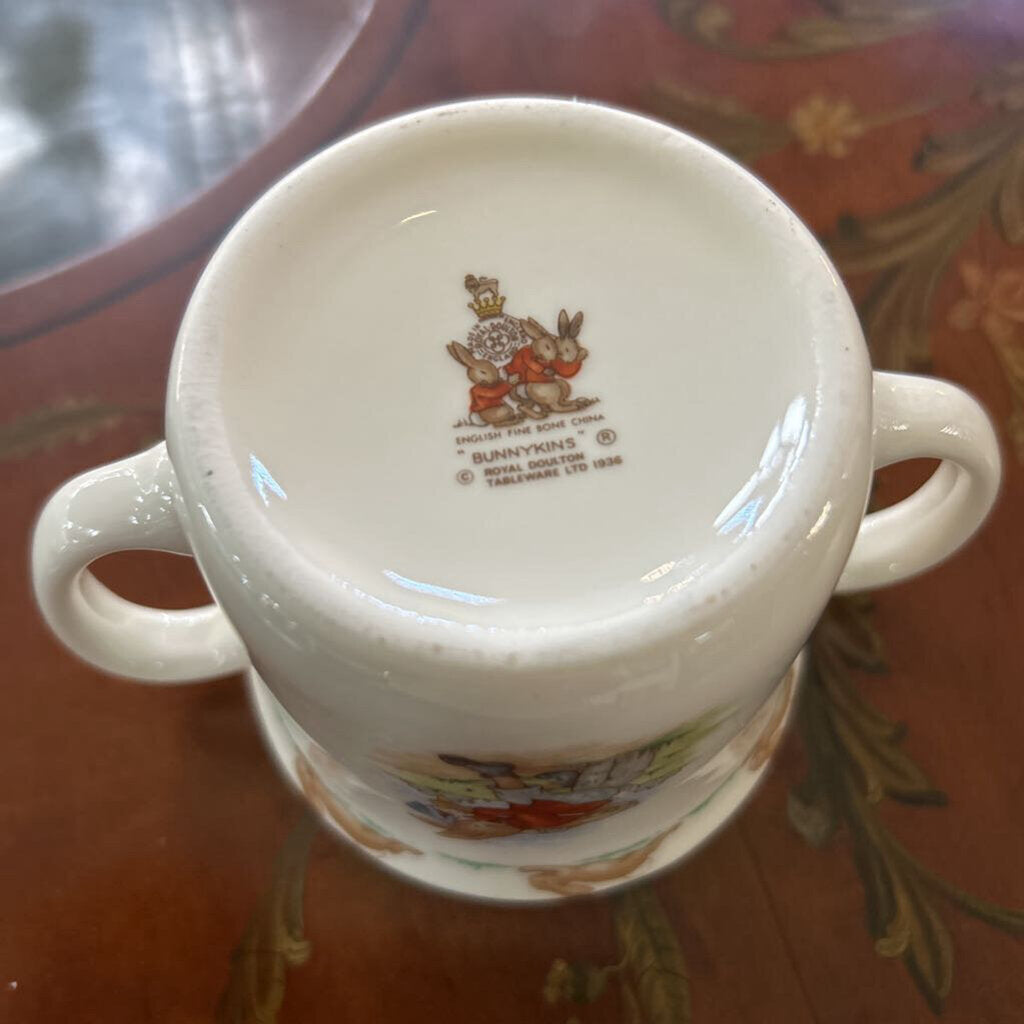 Royal Doulton "Bunnykins" collection children's 2-Handled Mug- "Ice Cream"
