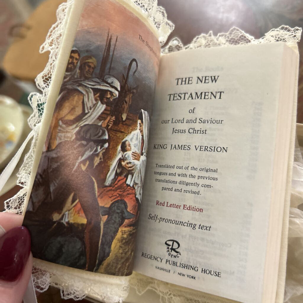 Pocket-sized New Testament Bible-King James Version, Custom vintage fabric embroidered jacket, Flowers/lace.