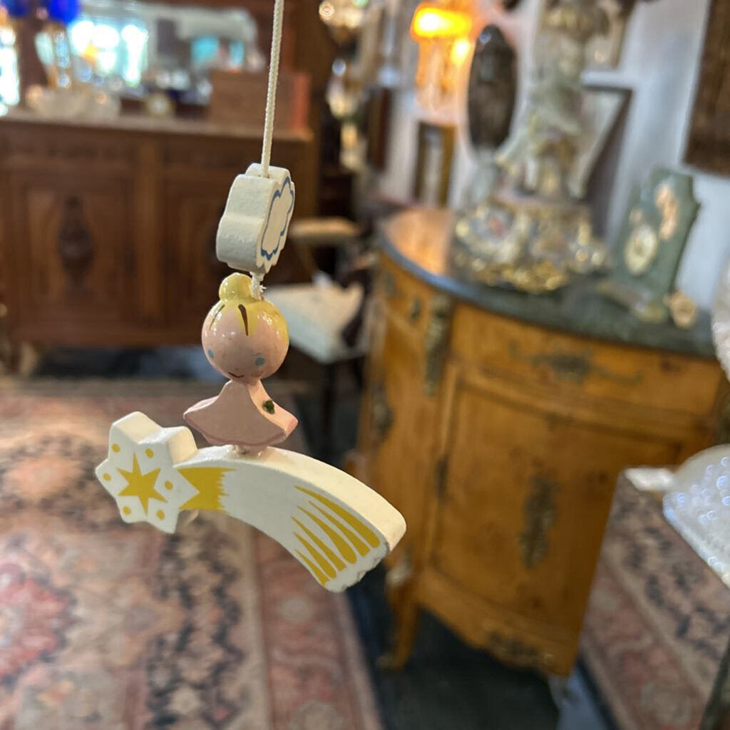 Vintage 1970s, IRMI Originals Wooden Angel Crib Mobile.
