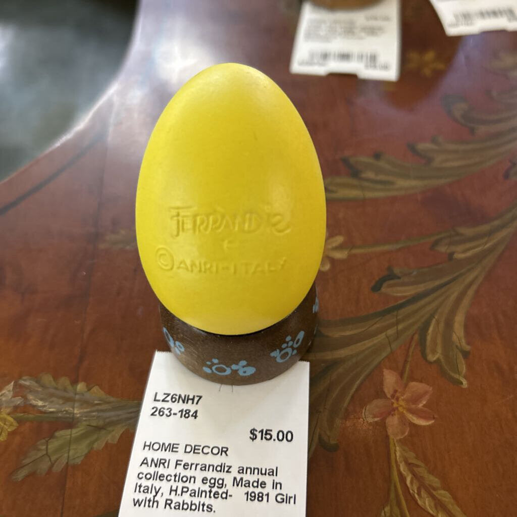 ANRI Ferrandiz annual collection egg, Made in Italy, H.Painted- 1981 Girl with Rabbits.