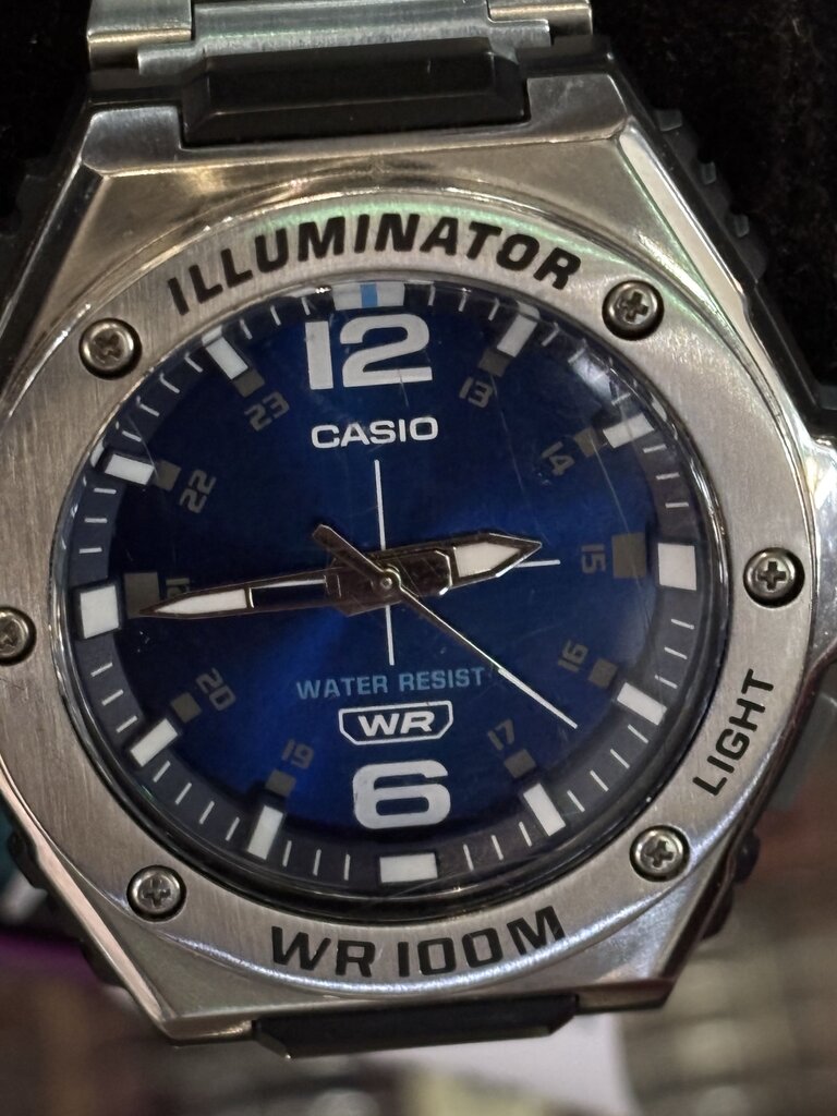 Casio Illuminator MWA100HD-2Av stainless steel sports analog watch