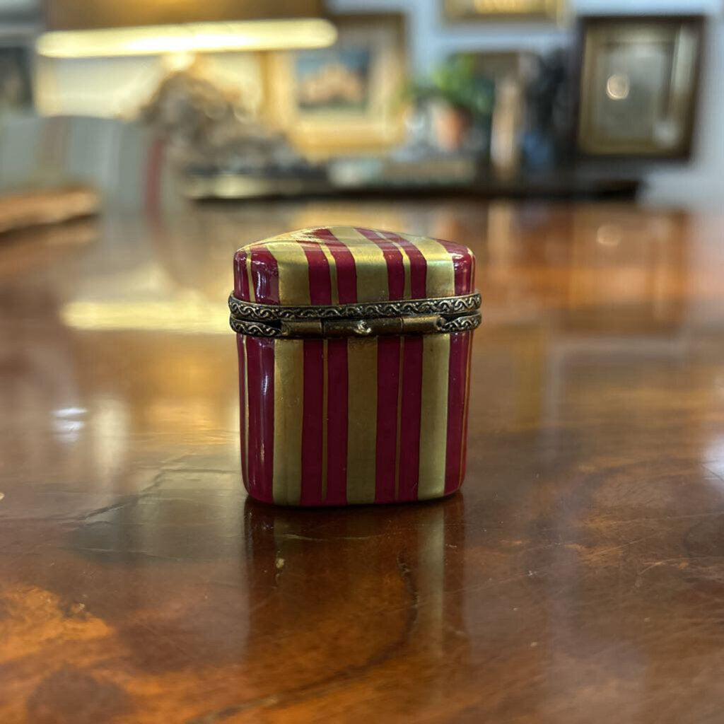 Vintage Limoges France Hand Painted Porcelain Triangular Trinket Box, Pink/Gold Stripe.