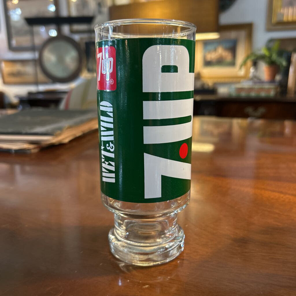 Vintage 1970s 7-UP Soda Fountain Pedestal Glass.