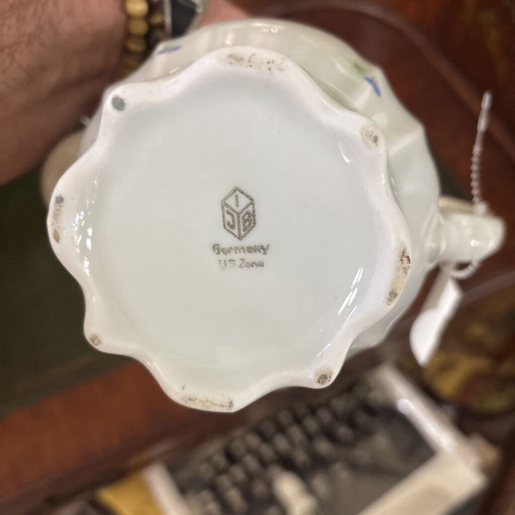 IJB, Germany Porcelain Teapot; Circa 1948/49