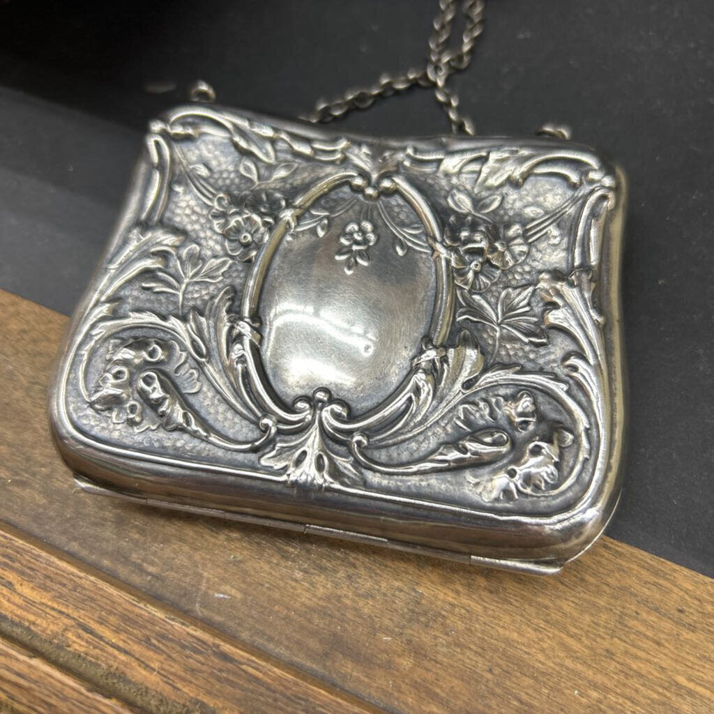 Antique Art Nouveau Sterling Silver Repousse Dance Purse Compact Monogrammed. 68.22g