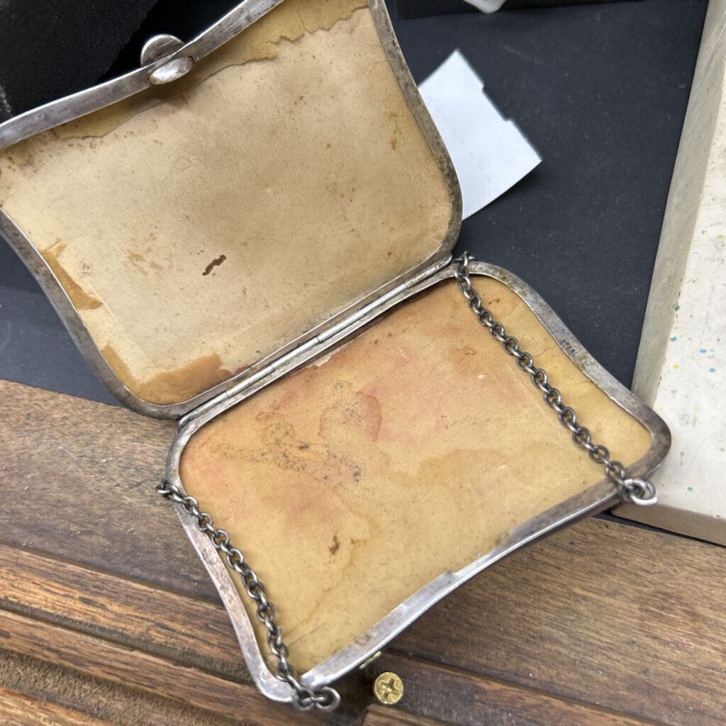 Antique Art Nouveau Sterling Silver Repousse Dance Purse Compact Monogrammed. 68.22g