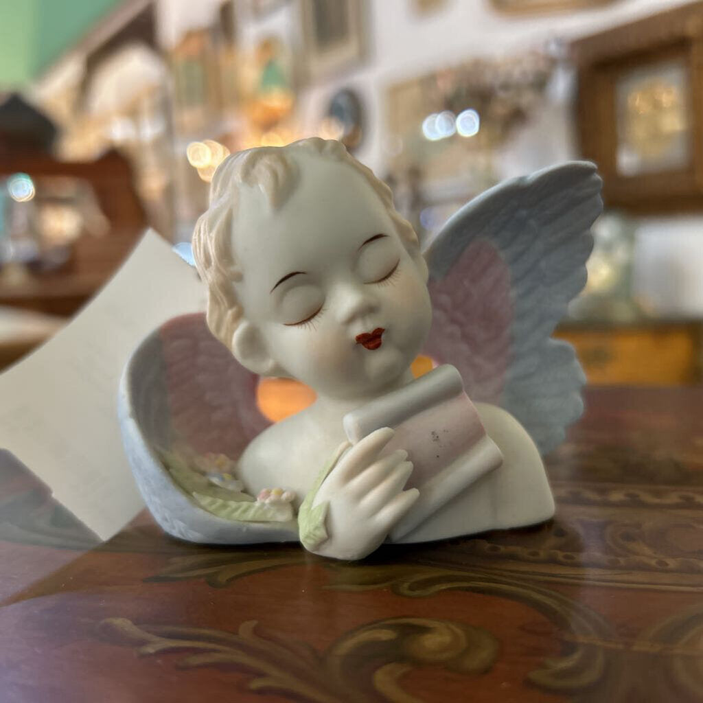 Vintage Lamore China Bisque Cherub Angel Figurine 432, Occupied Japan c.1940s.