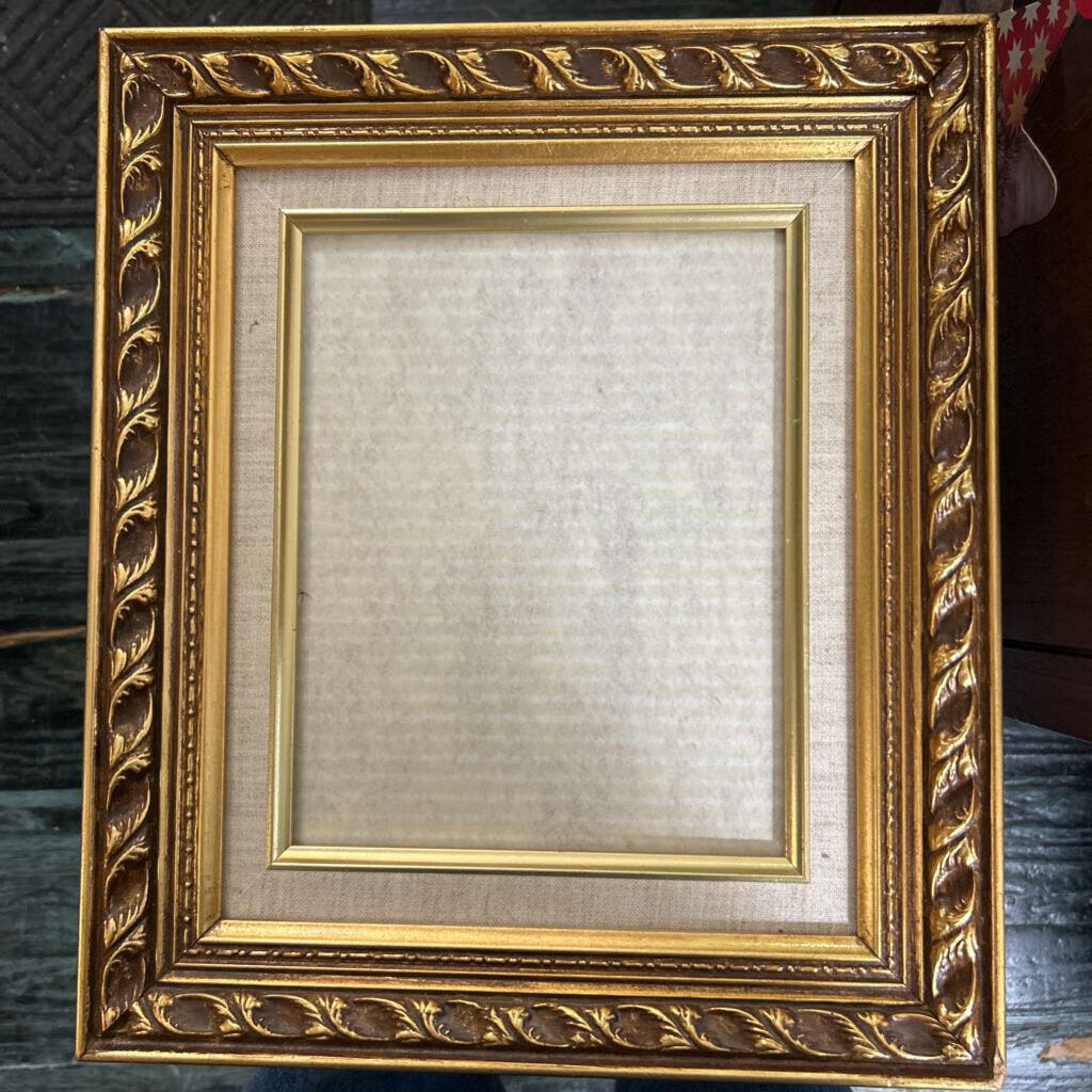 Vintage Ornate Gold Wood Picture Frame 14x16.